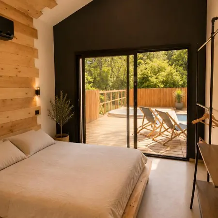 Villa La Lyra - 8p - Piscinejacuzzi
